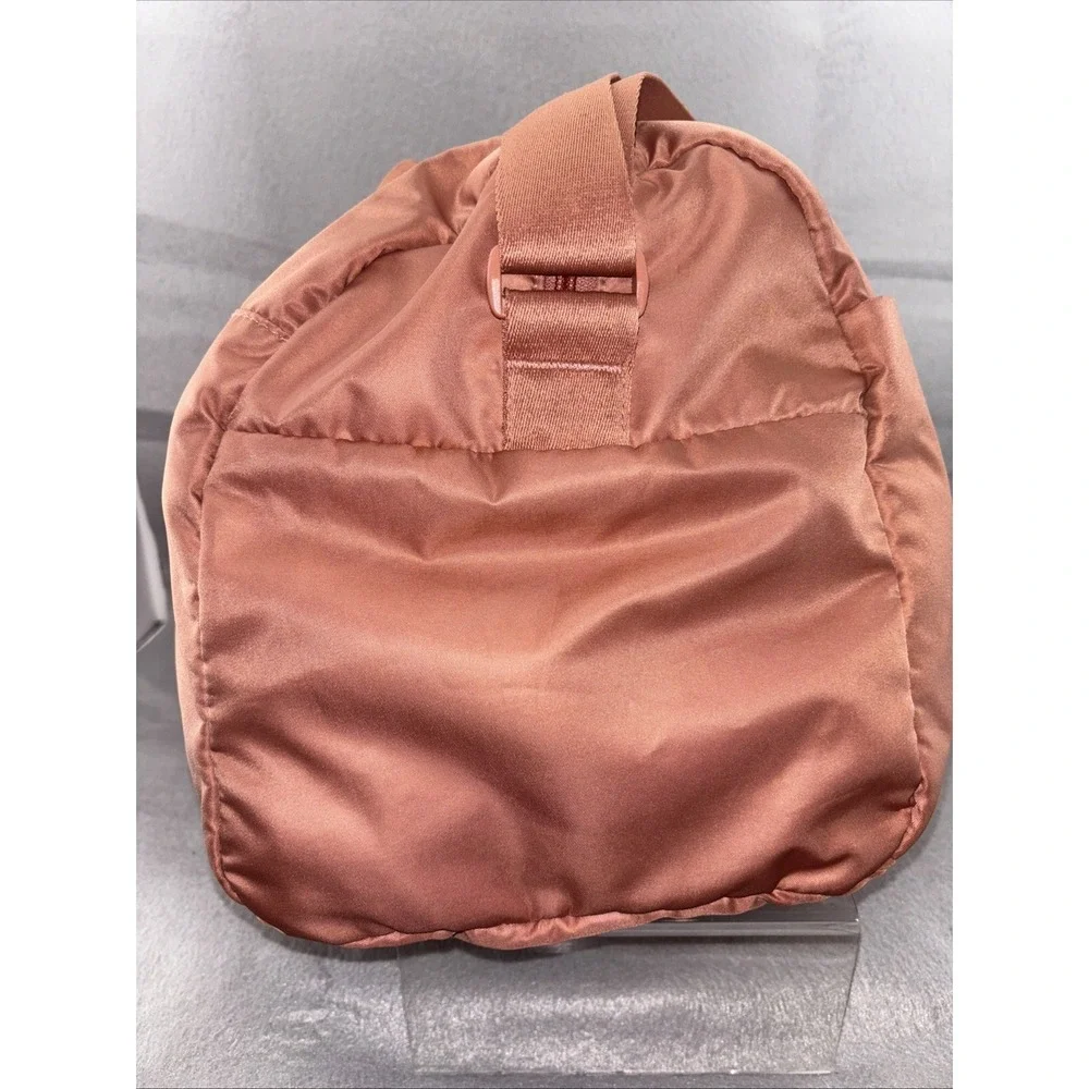 Under Armour‎ Studio Lite Duffle Gym Bag Light Pink New Condition RARE